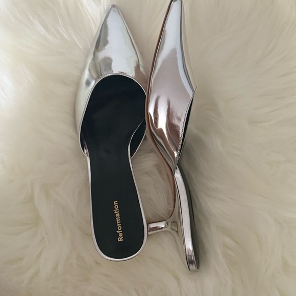 Reformation Shoes - Reformation Wilda Kitten Heel Mule - Mirror Metallic